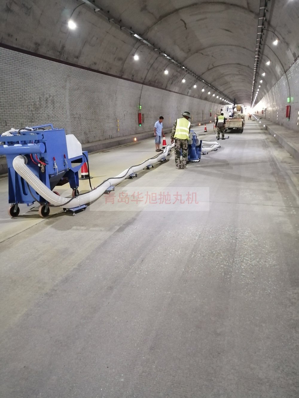 路面拋丸清理機(jī)